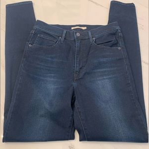 (NEW) Levi's Mile High Super Skinny (high waisted jeans)